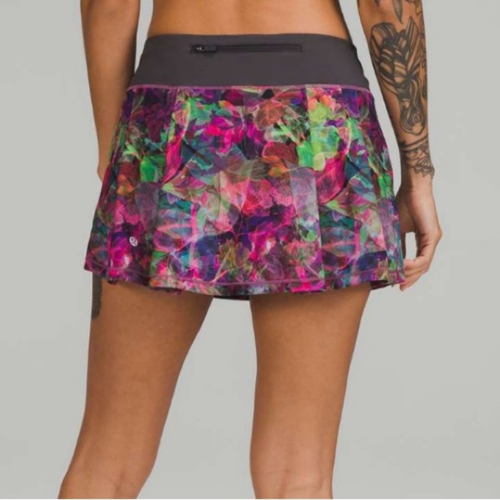 Lululemon Pace Rival Skirt Vivid Floral Size 12